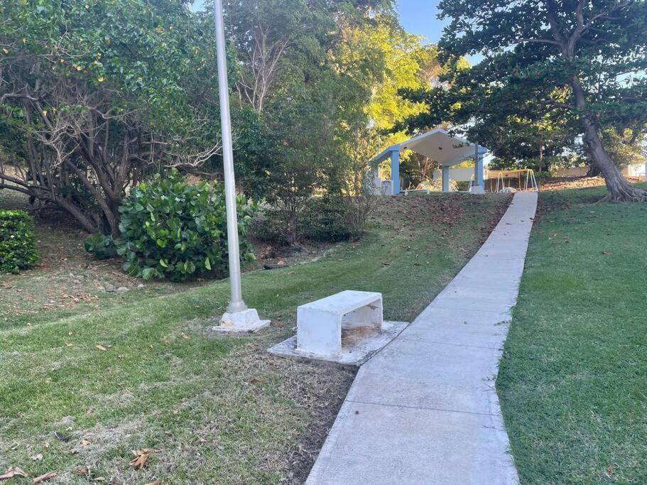 Ocean View 2 Bed 1 Bath 2 Parkings & Pool @ Dos Marinas Fajardo Apartment Exterior photo
