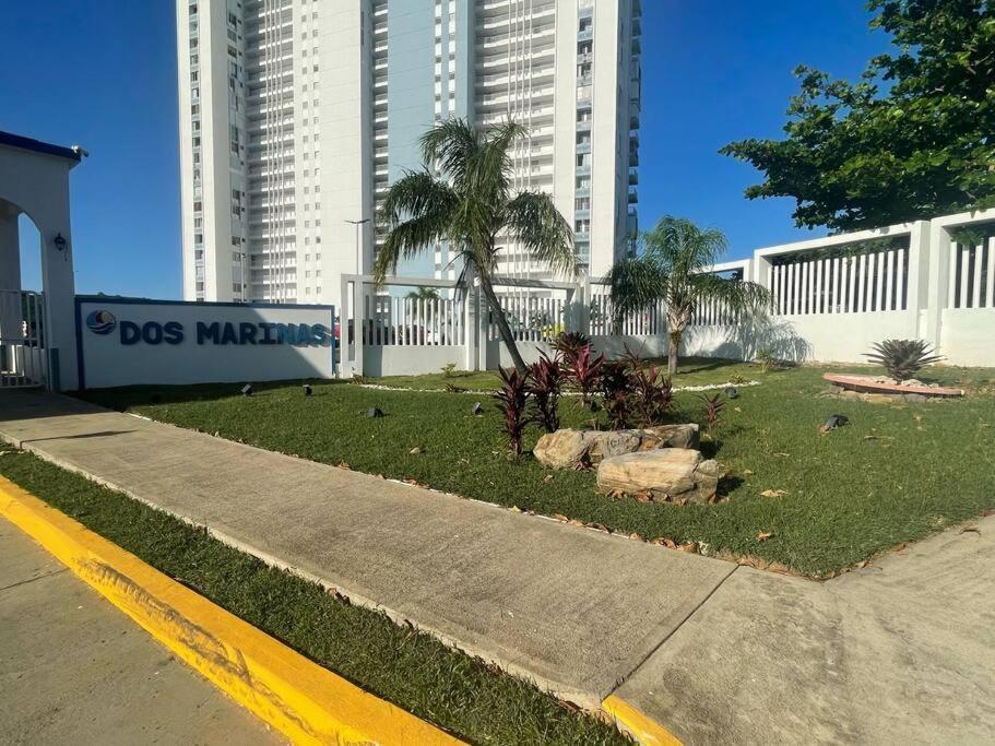Ocean View 2 Bed 1 Bath 2 Parkings & Pool @ Dos Marinas Fajardo Apartment Exterior photo